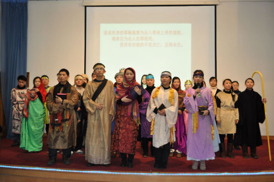 圣诞感恩献心圣餐礼拜和圣诞联欢